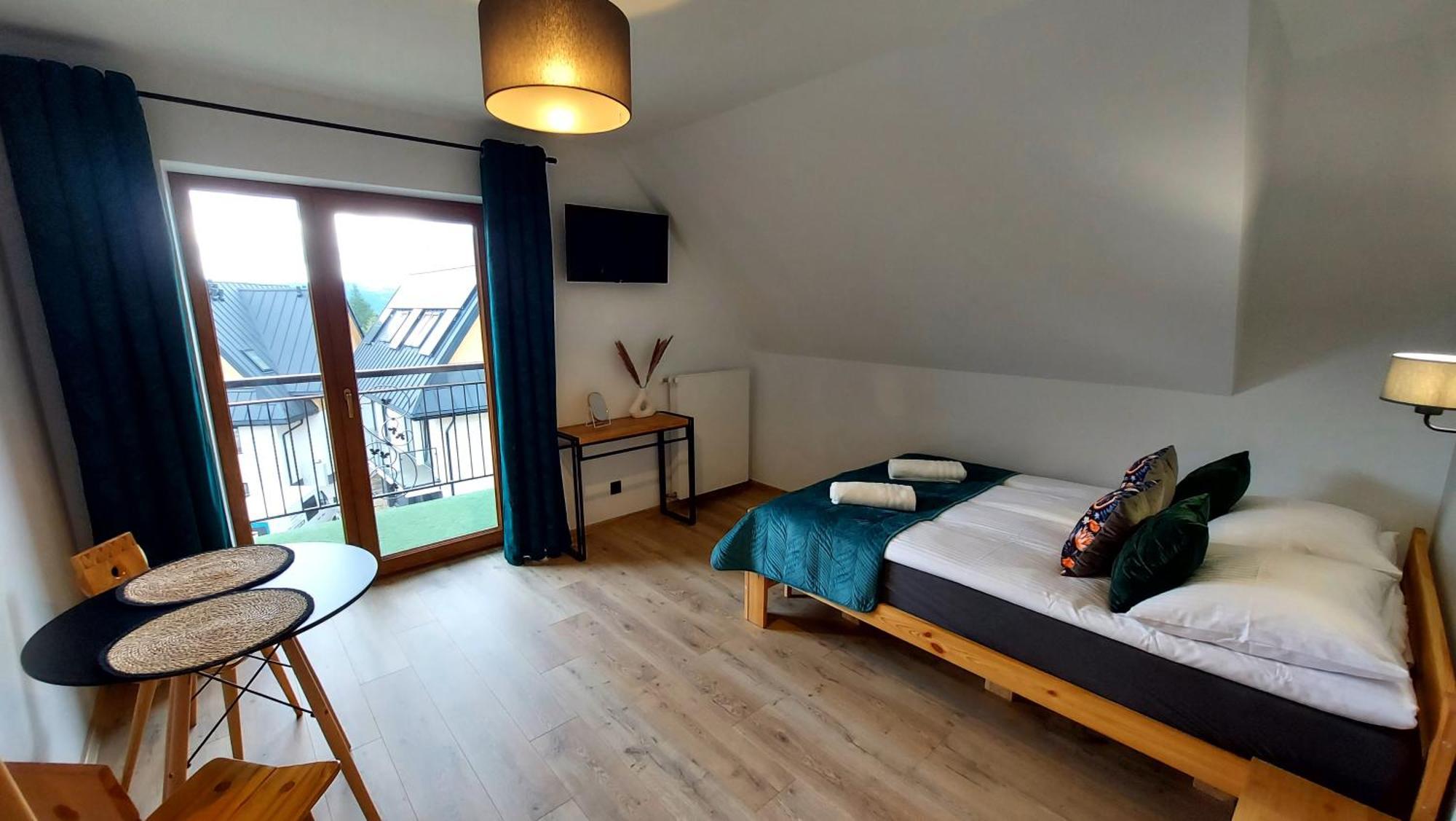 Standard Double Room with Shared Bathroom,1601308138:JPEG